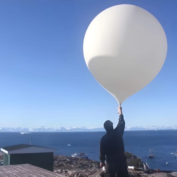 Hwoyee weather balloon