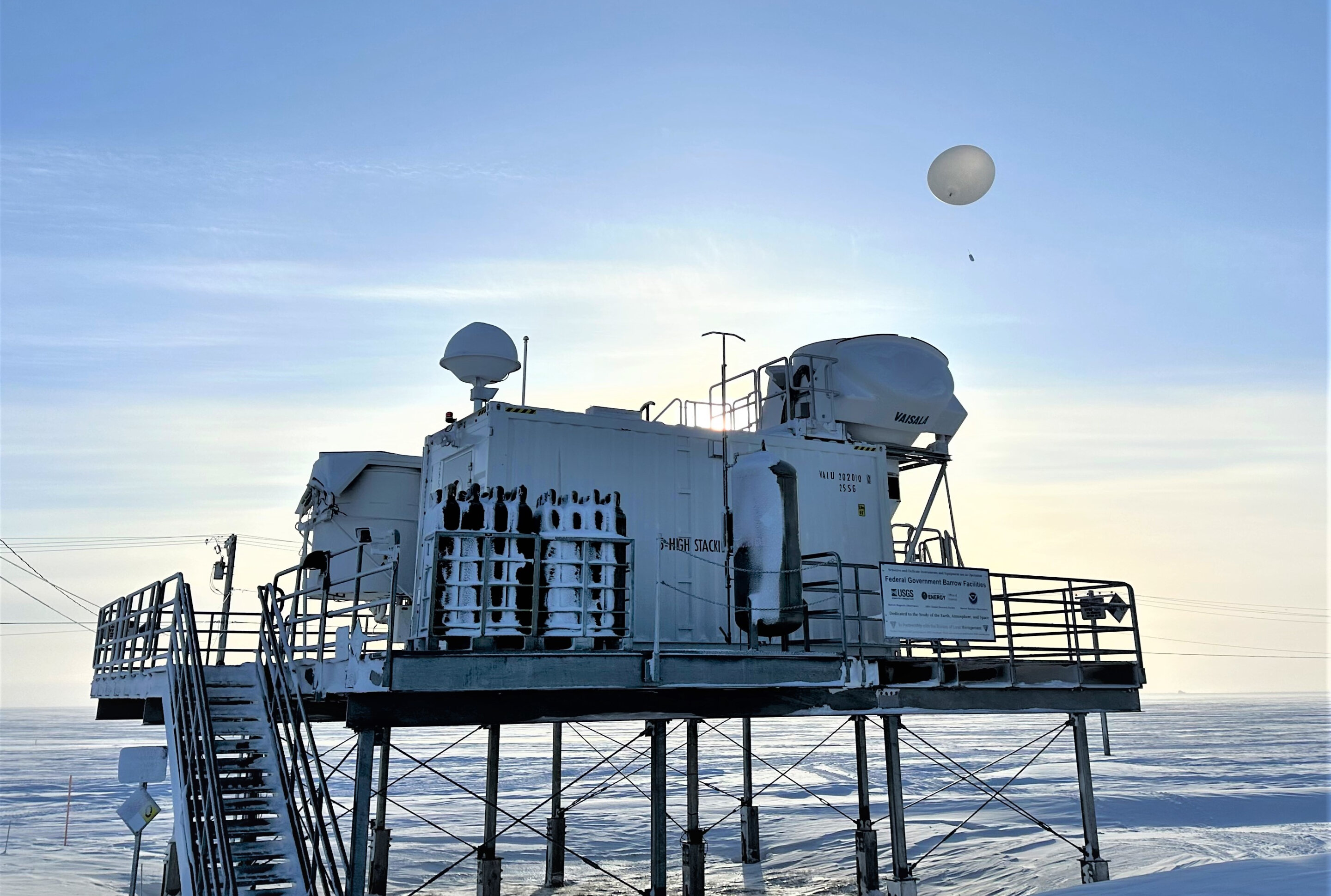 Helium vs Hydrogen in Weather Balloons: Which One Is Safer and More Affordable to Consider in Practice?